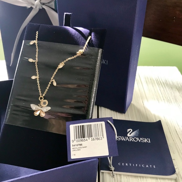 Swarovski Butterfly Mixed Metal - Picture 3 of 4